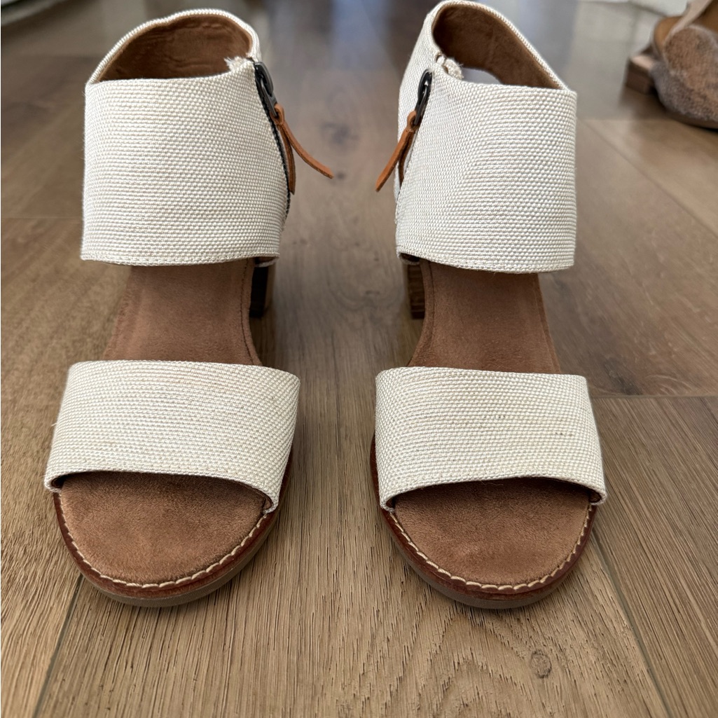 Toms Majorca Cutout Sandals